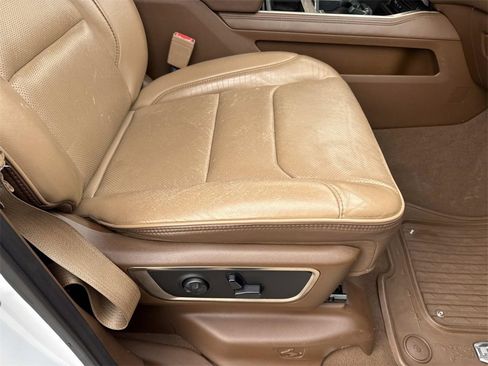 Used 2019 RAM 1500 Limited image 32