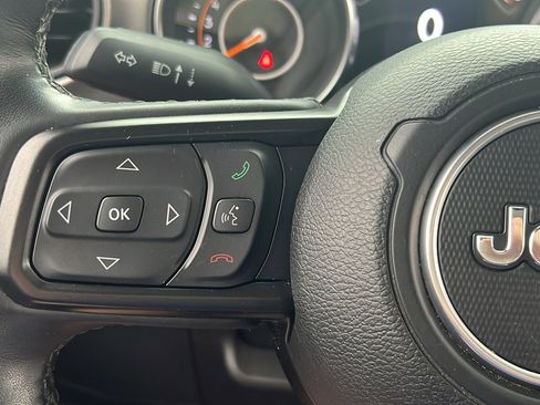 Used 2023 Jeep Wrangler Sport S image 17