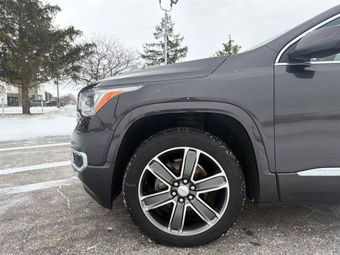 Used 2018 GMC Acadia Denali w/ Technology Package image 17