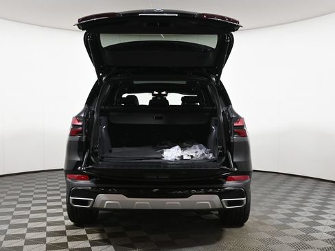 Certified 2024 BMW X5 xDrive40i w/ Parking Assistance Package AWD/4WD image 35