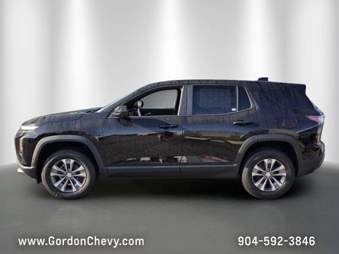 New 2026 Chevrolet Equinox LT w/ Convenience Package II FWD image 2