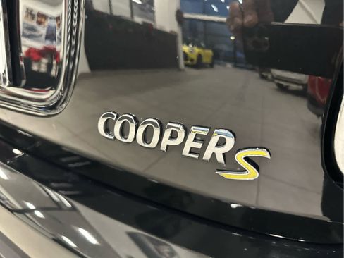 Used 2024 MINI Cooper SE image 8