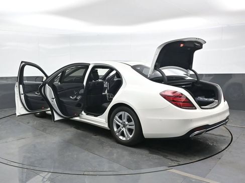 Used 2019 Mercedes-Benz S 560 4MATIC Sedan image 49