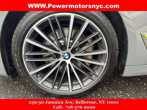 Used 2021 BMW 530i xDrive w/ Executive Package AWD/4WD image 18