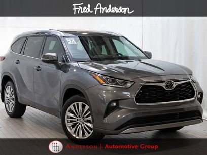 Used 2024 Toyota Highlander Platinum