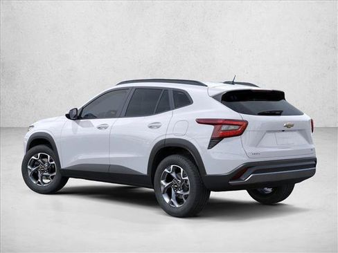 New 2026 Chevrolet Trax LT image 4