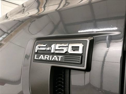 Used 2021 Ford F150 Lariat w/ Equipment Group 502A High AWD/4WD image 13