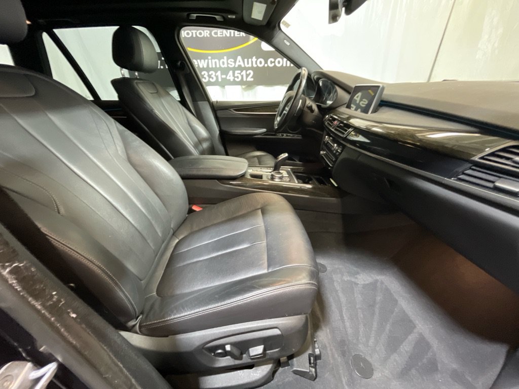 Used 2018 BMW X5 xDrive35i w/ Driving Assistance Package AWD/4WD image 37