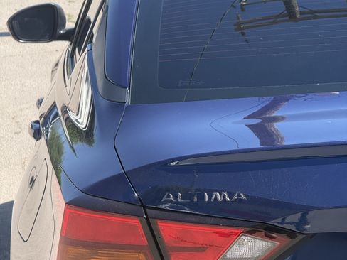 Used 2020 Nissan Altima 2.5 SR FWD image 20