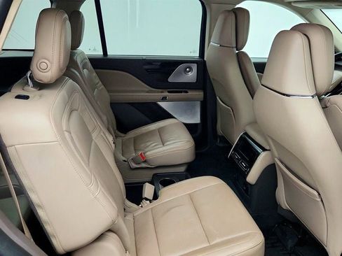 Used 2020 Lincoln Aviator Reserve w/ Equipment Group 202A AWD/4WD image 23