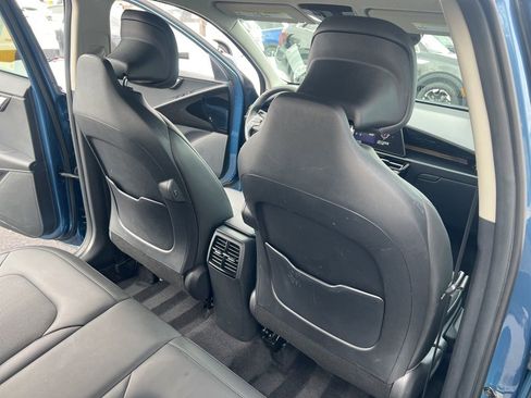 Certified 2024 Kia Niro EX image 15