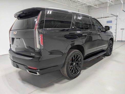 Used 2021 Cadillac Escalade Premium Luxury image 6