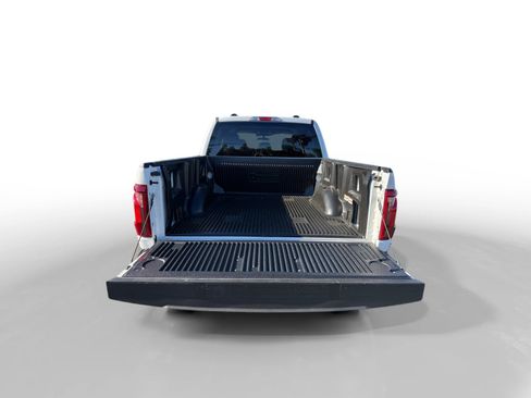 Certified 2025 Ford F150 XLT w/ Equipment Group 301A Standard AWD/4WD image 17