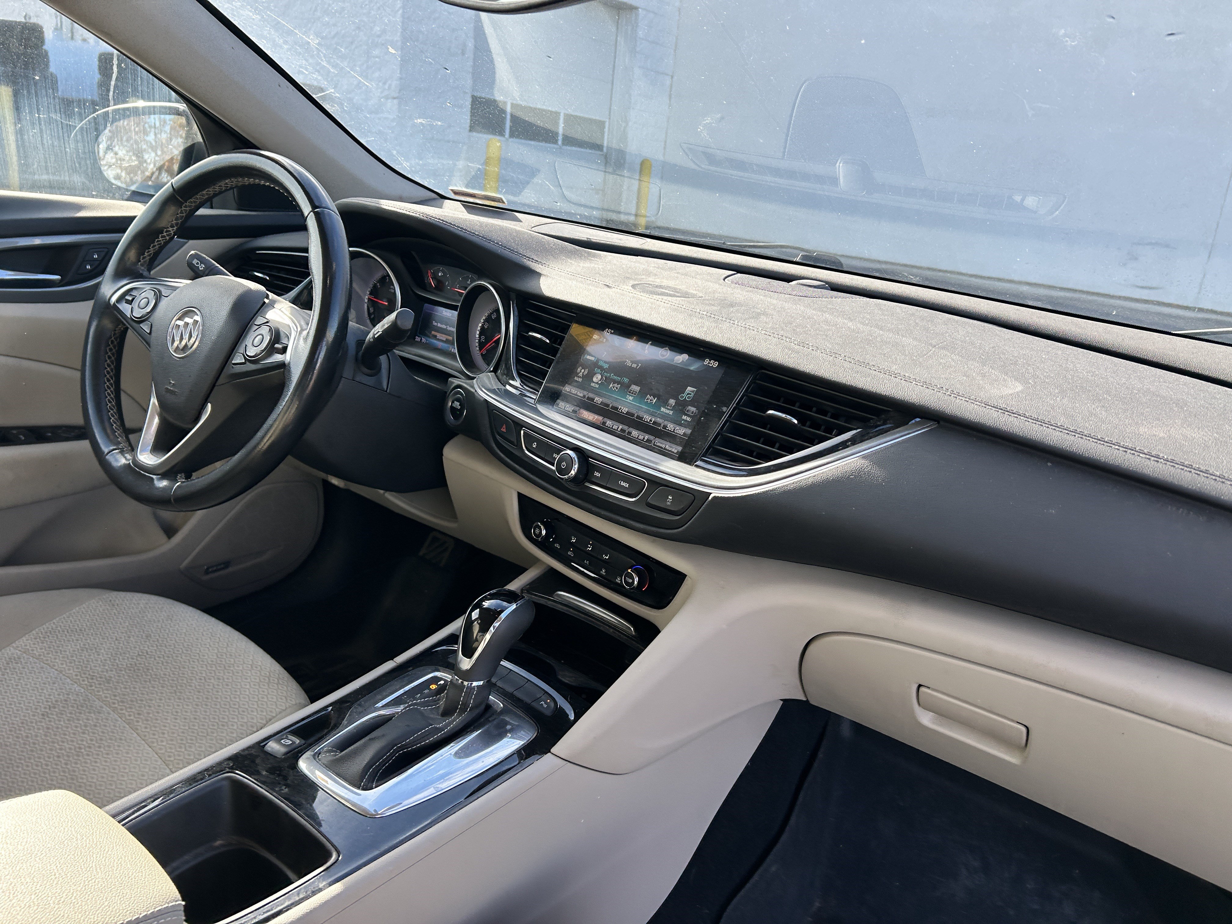 Used 2018 Buick Regal Preferred w/ Sights and Sounds Package AWD/4WD image 14