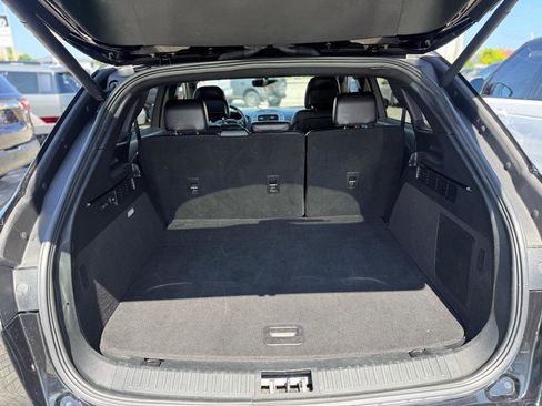 Used 2019 Lincoln Nautilus Select AWD/4WD image 6
