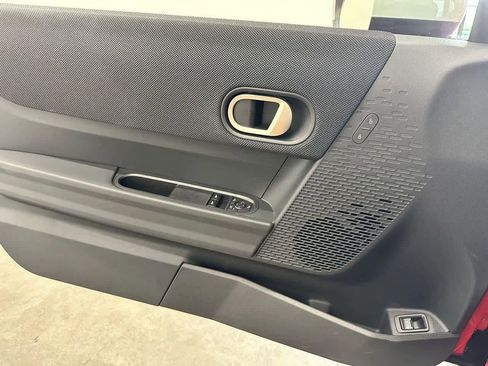 Certified 2025 MINI Cooper 2-Door Hardtop image 16