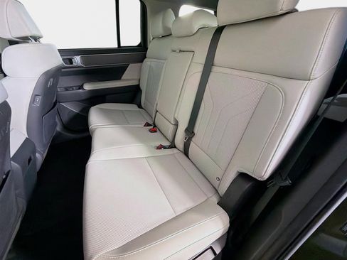 Certified 2024 Hyundai Santa Fe SEL FWD image 21