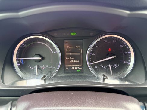 Used 2019 Toyota Highlander Limited AWD/4WD image 13