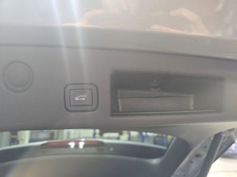 Used 2024 Chevrolet Equinox LT image 15