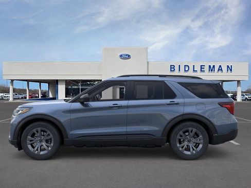 New 2026 Ford Explorer Active w/ Active Comfort Package image 3