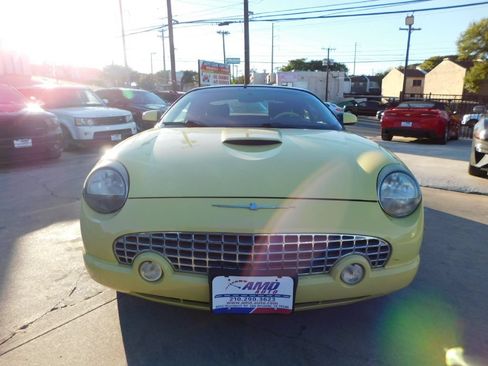Used 2002 Ford Thunderbird RWD image 2