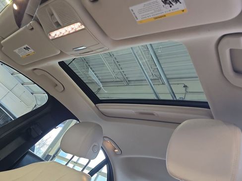 Certified 2021 Mercedes-Benz E 350 4MATIC Sedan image 32