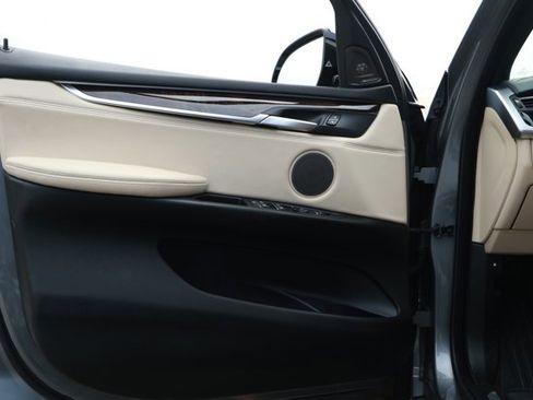 Used 2018 BMW X5 xDrive40e image 27