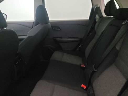 Used 2021 Nissan Rogue S AWD/4WD image 18