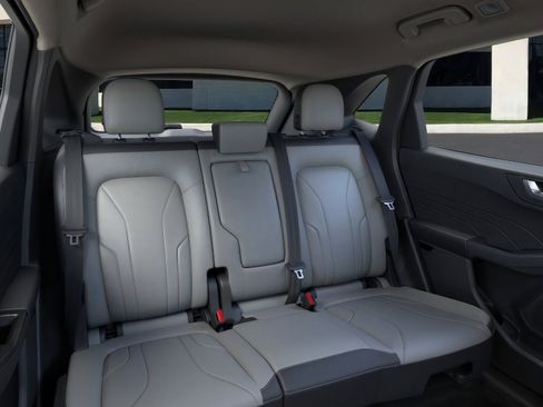 New 2025 Ford Escape PHEV w/ PHEV Premium Package image 11