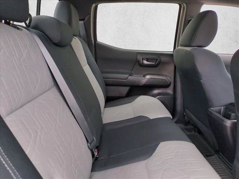 Used 2021 Toyota Tacoma TRD Sport w/ Technology Package RWD image 18