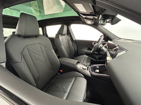 Used 2025 BMW X3 xDrive30i w/ Convenience Package image 38