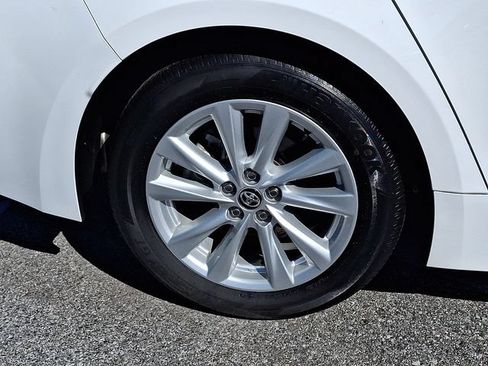 Certified 2025 Toyota Corolla LE w/ LE Premium Package FWD image 8