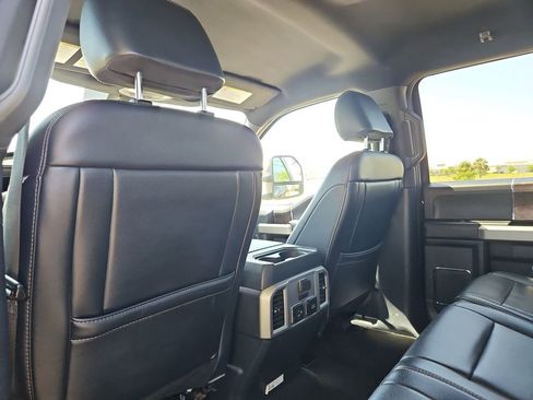Used 2022 Ford F350 Lariat w/ Tremor Off-Road Package AWD/4WD image 10