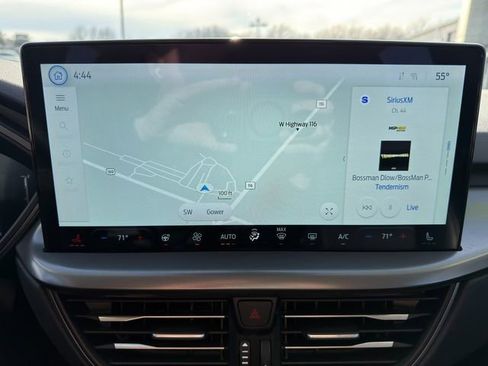 Used 2025 Ford Escape SE image 24