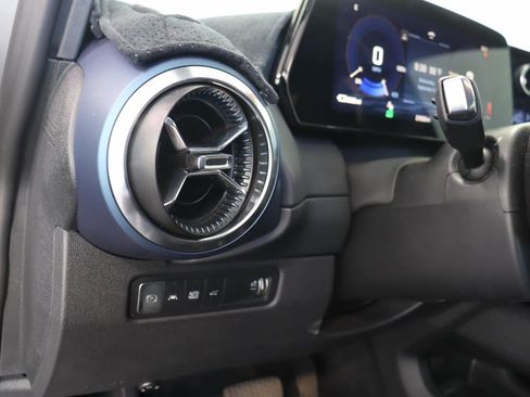 Used 2024 Chevrolet Equinox EV LT FWD image 14