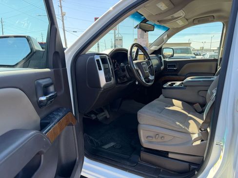 Used 2015 GMC Sierra 1500 SLE w/ SLE Value Package image 4