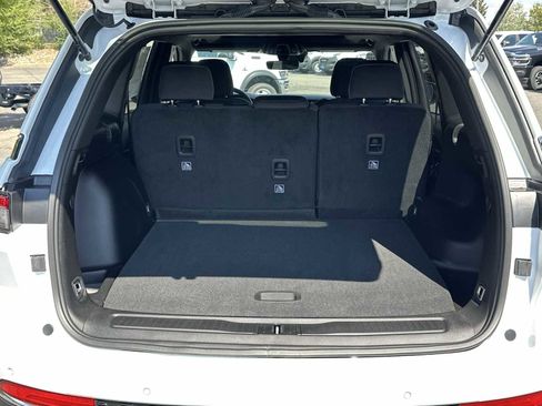 New 2025 Jeep Grand Cherokee Laredo X image 19