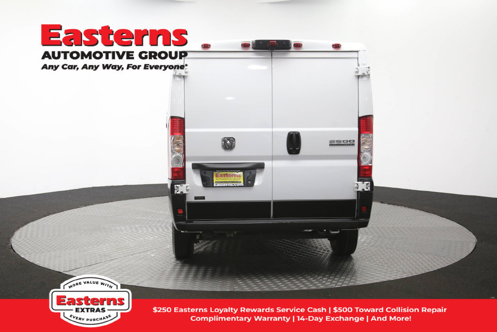 Used 2025 RAM ProMaster 2500 w/ Convenience Group FWD image 39