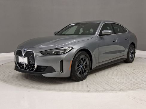 Certified 2023 BMW i4 eDrive40 w/ Premium Package RWD image 36