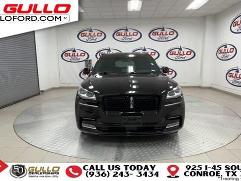 Used 2023 Lincoln Aviator Reserve w/ Equipment Group 201A AWD/4WD image 3