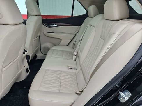 Used 2023 Buick Envision Avenir image 38