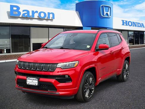 Used 2022 Jeep Compass Limited w/ (RED) Package AWD/4WD image 2