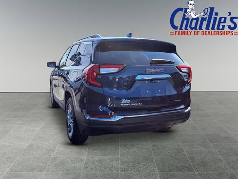 Used 2022 GMC Terrain SLT w/ Tech Package image 5