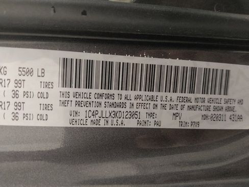 Used 2019 Jeep Cherokee Latitude Plus w/ Cold Weather Group image 33