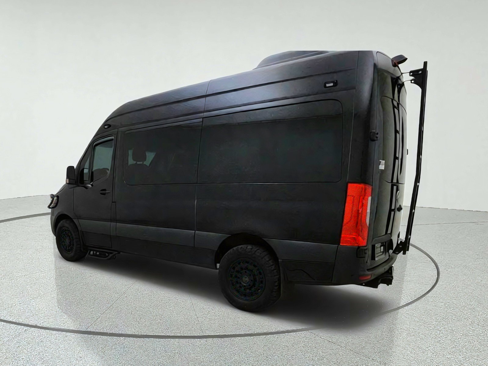 Used 2023 Mercedes-Benz Sprinter 2500 image 12