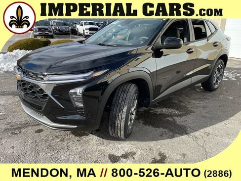 New 2026 Chevrolet Trax LT FWD image 4