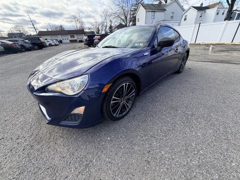 Used 2013 Scion FR-S image 18