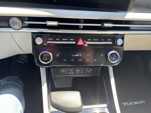 New 2025 Hyundai Tucson SEL image 11