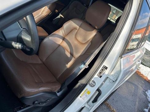 Certified 2023 Volvo XC90 B6 Plus w/ Protection Package Premier image 7