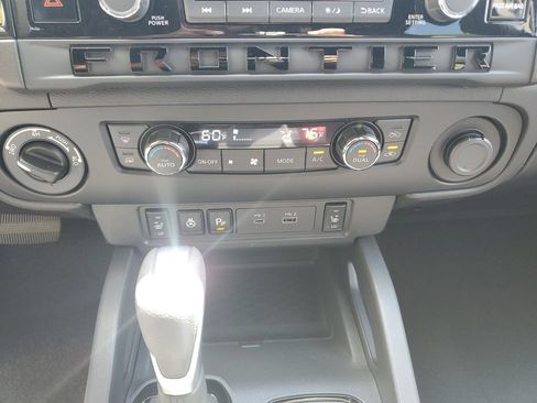 New 2026 Nissan Frontier SV w/ SV Convenience Package AWD/4WD image 20